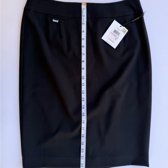 Woman’s Calvin Klein Suits Black Pencil Skirt
Size 6 NWT - Picture 5 of 7